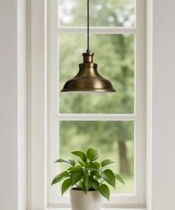 NEW HAVEN Fönsterlampa 17,5cm Antikmässing